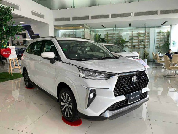 Giá Xe Toyota Veloz Cross 2026 tại Nghệ An: Đánh Giá Chi Tiết Phiên Bản, Thông Số Kỹ Thuật Và Chi Phí Lăn Bánh Mới Nhất 