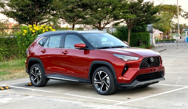 Giá xe Toyota Yaris Cross V tại Nghệ An tháng 7/2026: Ưu đãi lăn bánh và đánh giá chi tiết